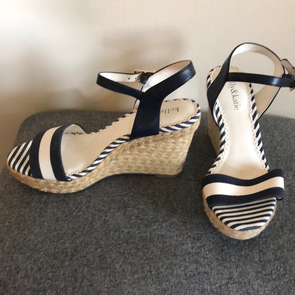 Shoes: Wedges